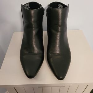 SOLD - Rockport bootie, Size 8.5, Black
